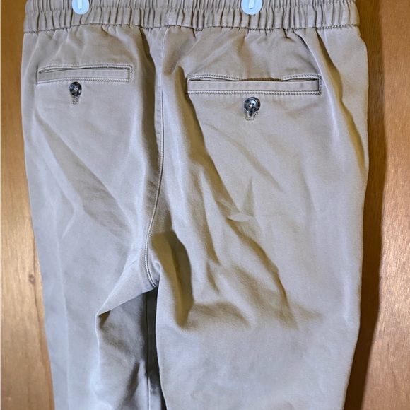Banana Republic Men's Beige Travel Joggers - Picture 5 of 7